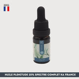 Flacon d'huile CBD Plénitude 20% spectre complet fabriqué en France, enrichi en chanvre local pour bien-être et relaxation naturelle.
